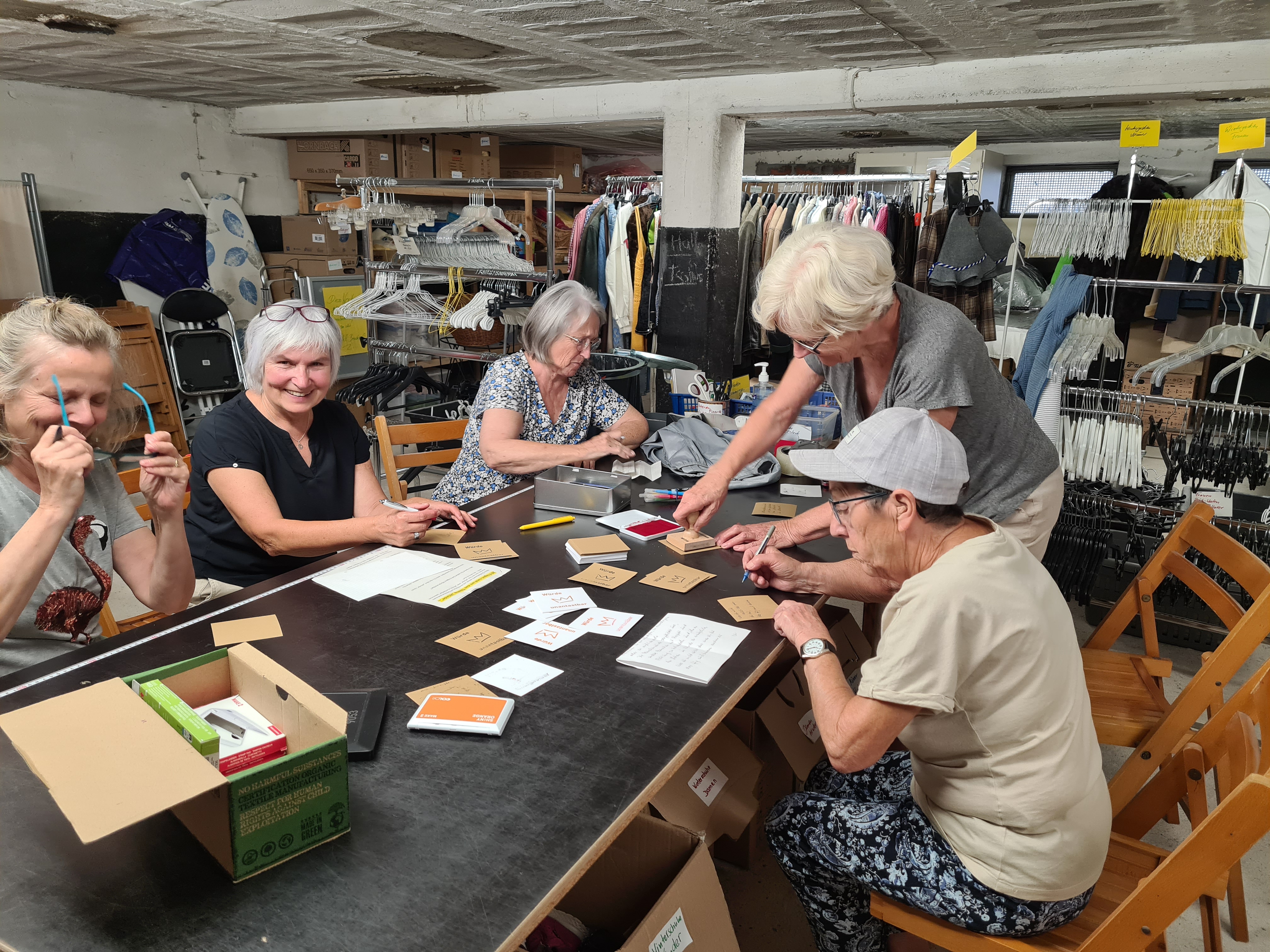 Team depot25 - Umsetzung Würde Unantastbar